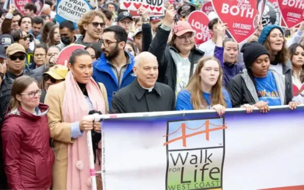 Multidão marcha pró-vida em São Francisco e Los Angeles, nos EUA Multidão marcha pró-vida em São Francisco e Los Angeles, nos EUA