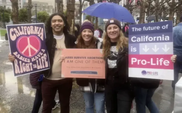 Multidão marcha pró-vida em São Francisco e Los Angeles, nos EUA Multidão marcha pró-vida em São Francisco e Los Angeles, nos EUA