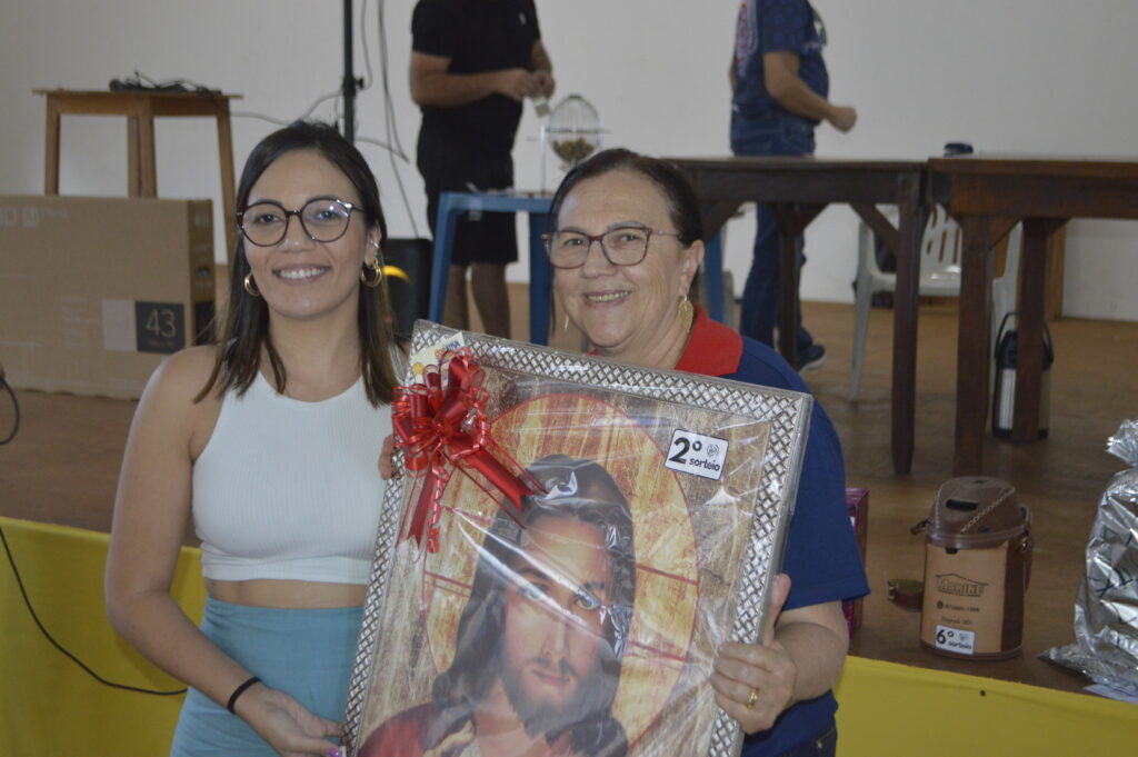 Confira os ganhadores do 22º Show de Prêmios 'Dia das Mães' da Rádio Coração Confira os ganhadores do 22º Show de Prêmios 'Dia das Mães' da Rádio Coração