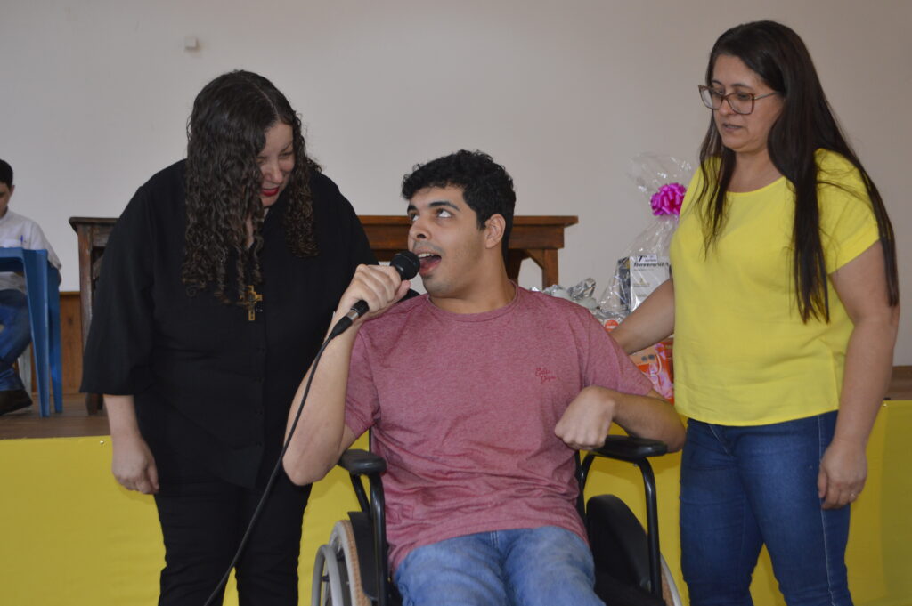 Confira os ganhadores do 22º Show de Prêmios 'Dia das Mães' da Rádio Coração Confira os ganhadores do 22º Show de Prêmios 'Dia das Mães' da Rádio Coração