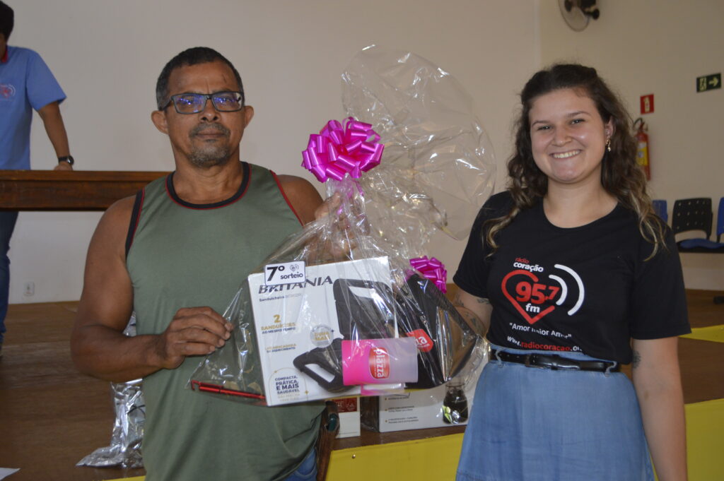 Confira os ganhadores do 22º Show de Prêmios 'Dia das Mães' da Rádio Coração Confira os ganhadores do 22º Show de Prêmios 'Dia das Mães' da Rádio Coração