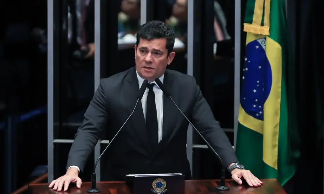 Para ministros, não há prova de uso irregular de recurso partidário