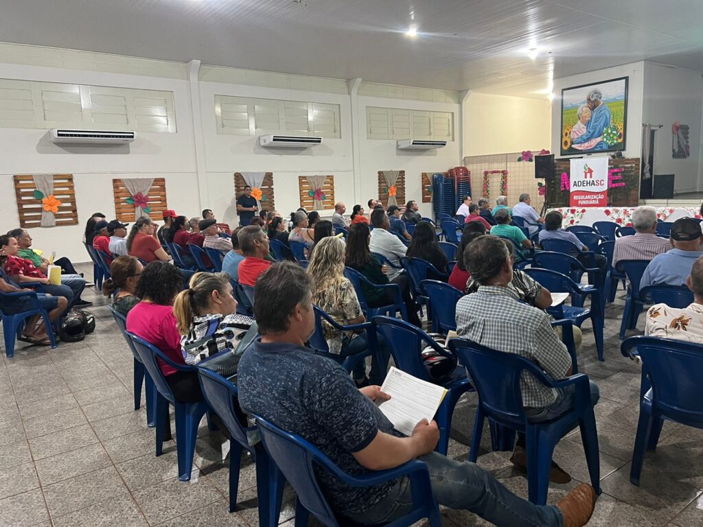 Moradores da COEMAT participam de audiência pública sobre regularização fundiária Moradores da COEMAT participam de audiência pública sobre regularização fundiária