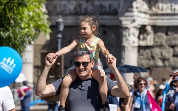Milhares de pessoas participam da marcha pela vida na Itália Milhares de pessoas participam da marcha pela vida na Itália