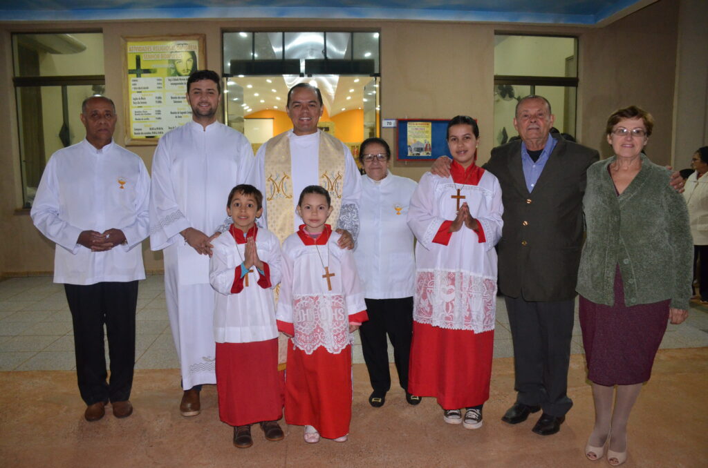 Sr. Adão Mascate e Sra. Maria: 50 anos de Matrimônio Sr. Adão Mascate e Sra. Maria: 50 anos de Matrimônio