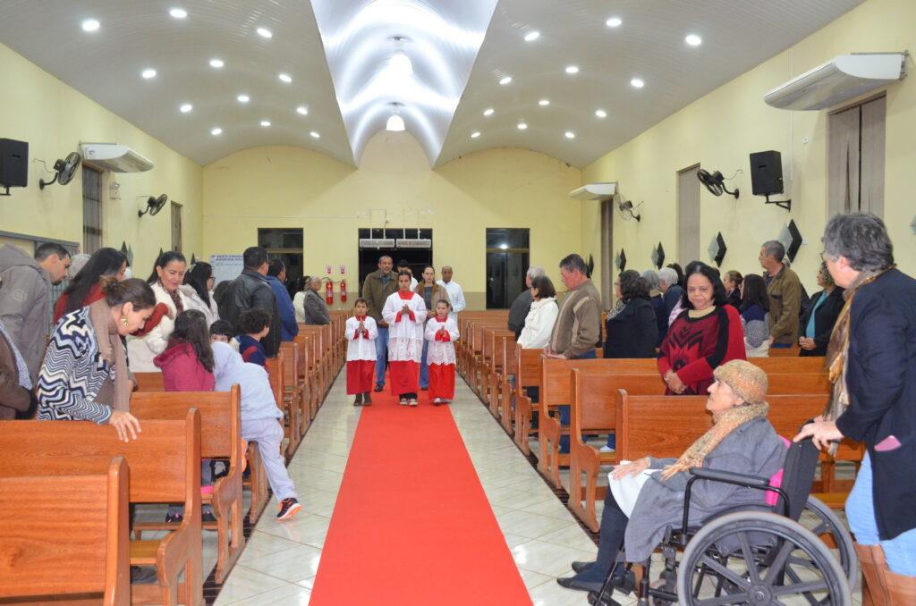 Sr. Adão Mascate e Sra. Maria: 50 anos de Matrimônio Sr. Adão Mascate e Sra. Maria: 50 anos de Matrimônio