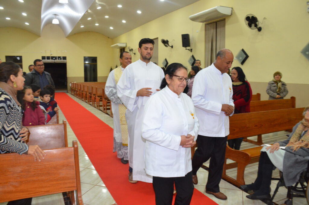 Sr. Adão Mascate e Sra. Maria: 50 anos de Matrimônio Sr. Adão Mascate e Sra. Maria: 50 anos de Matrimônio