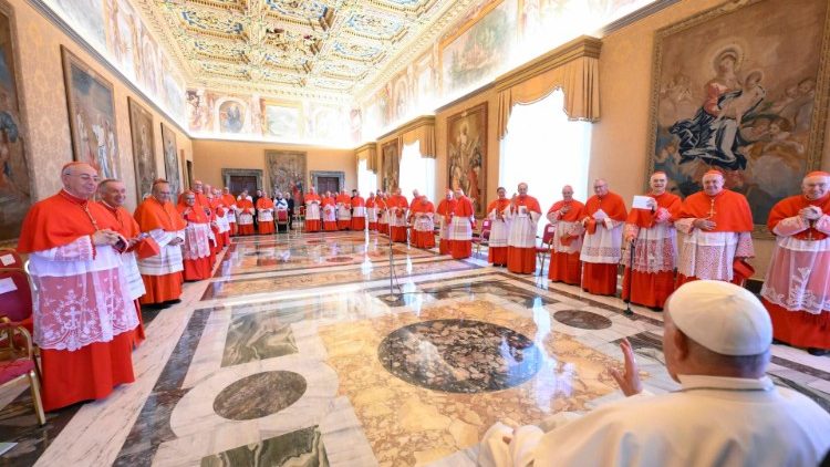 Nesta segunda-feira foi realizado o Consistório Público Ordinário para a Canonização de alguns Beatos da Igreja Católica. O Beato Carlo Acutis provavelmente será proclamado santo durante o Jubileu em concomitância com outras canonizações.
