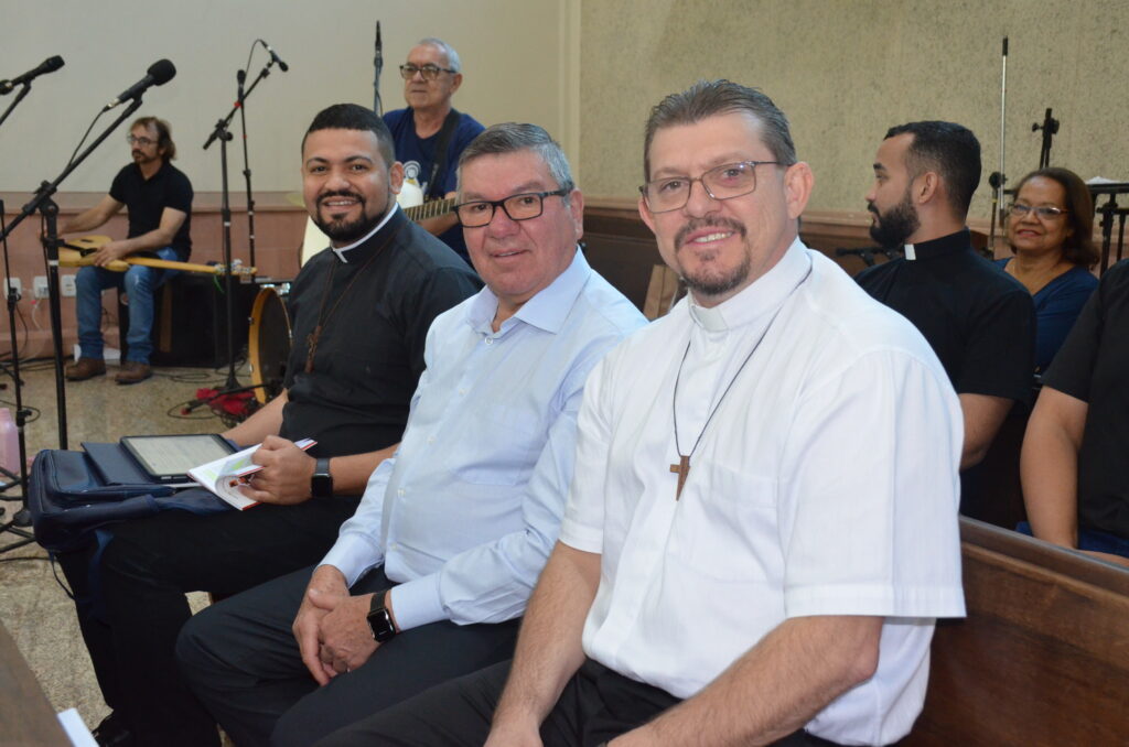 4° Encontro Estadual do Movimento das Mães que Oram pelos Filhos 4° Encontro Estadual do Movimento das Mães que Oram pelos Filhos