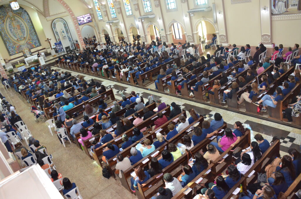 4° Encontro Estadual do Movimento das Mães que Oram pelos Filhos 4° Encontro Estadual do Movimento das Mães que Oram pelos Filhos