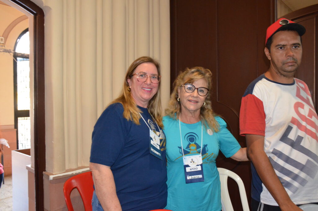 4° Encontro Estadual do Movimento das Mães que Oram pelos Filhos 4° Encontro Estadual do Movimento das Mães que Oram pelos Filhos