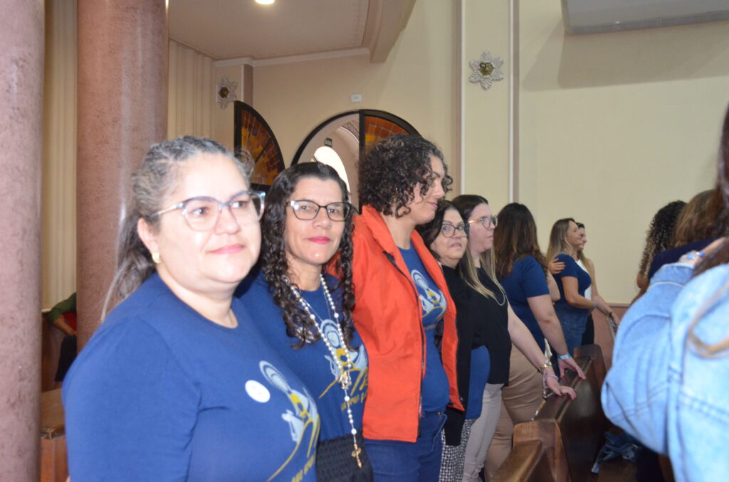 4° Encontro Estadual do Movimento das Mães que Oram pelos Filhos 4° Encontro Estadual do Movimento das Mães que Oram pelos Filhos