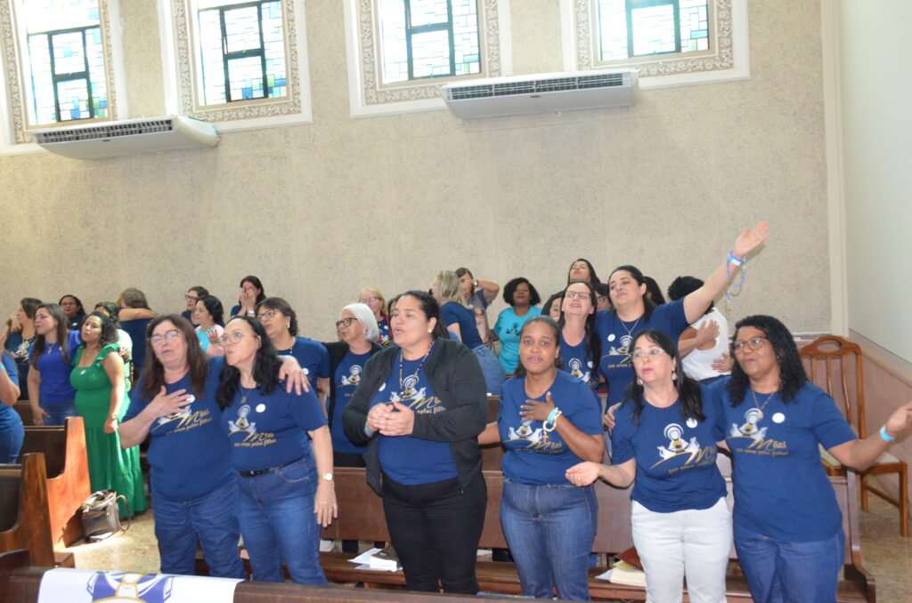 4° Encontro Estadual do Movimento das Mães que Oram pelos Filhos 4° Encontro Estadual do Movimento das Mães que Oram pelos Filhos