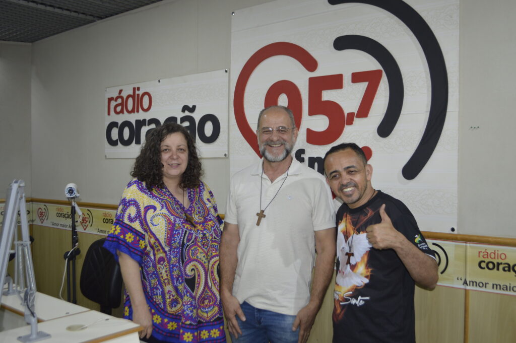 Bispo preside missa dos 30 anos da Comunidade 'Boquim de Louvor' Bispo preside missa dos 30 anos da Comunidade 'Boquim de Louvor'