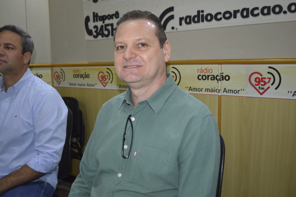 Rádio Coração entrevista Tiago Carbonaro e Edilson Bigatão Rádio Coração entrevista Tiago Carbonaro e Edilson Bigatão