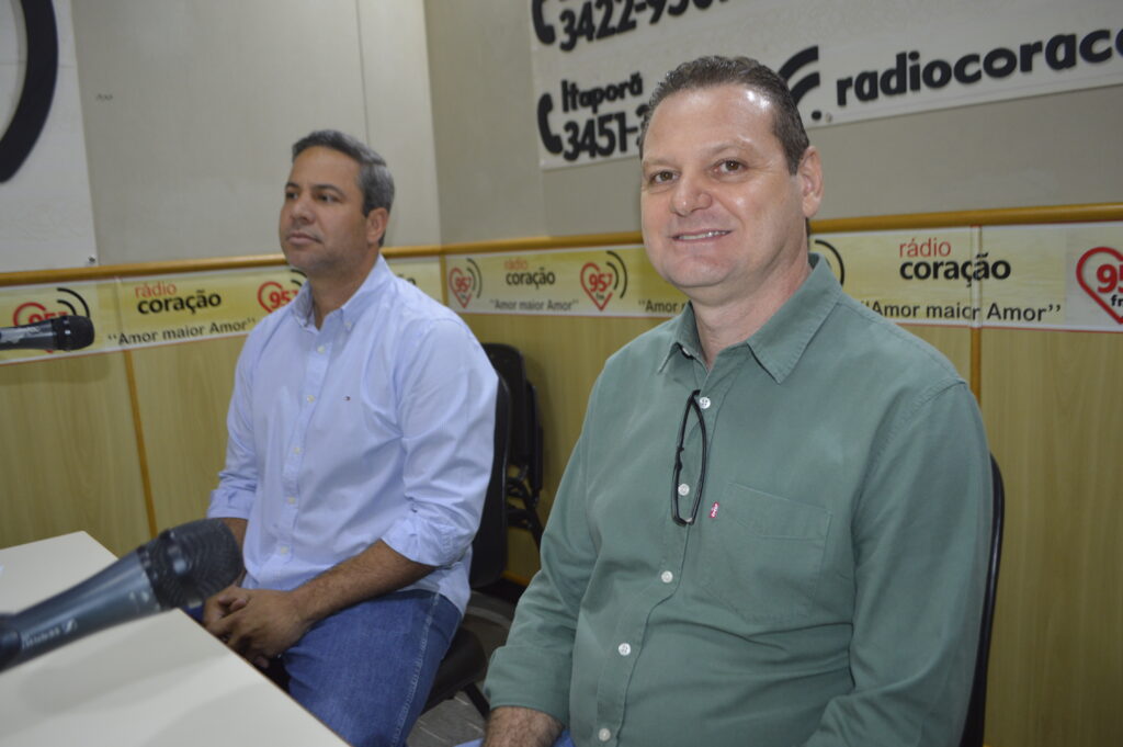 Rádio Coração entrevista Tiago Carbonaro e Edilson Bigatão Rádio Coração entrevista Tiago Carbonaro e Edilson Bigatão
