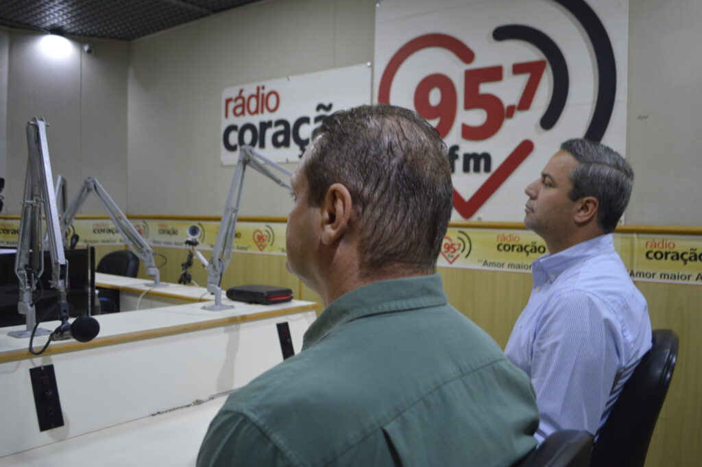 Rádio Coração entrevista Tiago Carbonaro e Edilson Bigatão Rádio Coração entrevista Tiago Carbonaro e Edilson Bigatão