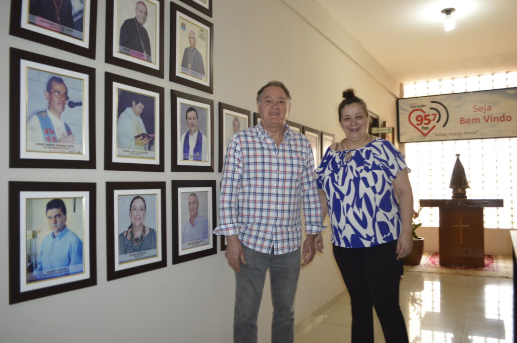 Mauro Alcântara, diretor da Grande FM visita Rádio Coração Mauro Alcântara, diretor da Grande FM visita Rádio Coração