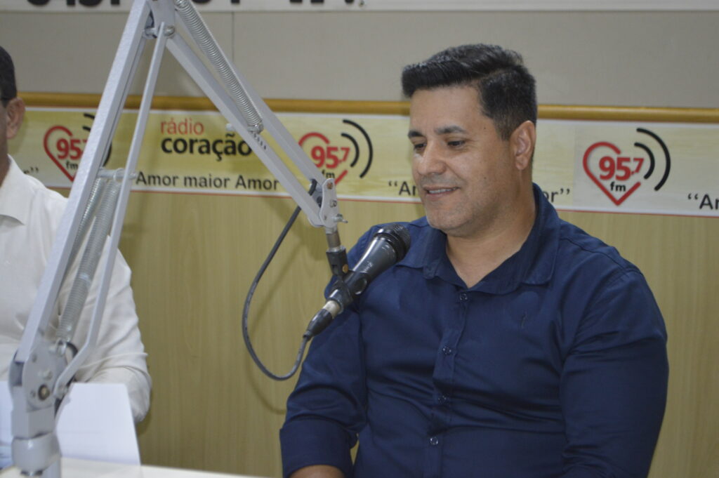 Rádio Coração entrevista Beto Dorneles e Pastor Ailton Rádio Coração entrevista Beto Dorneles e Pastor Ailton