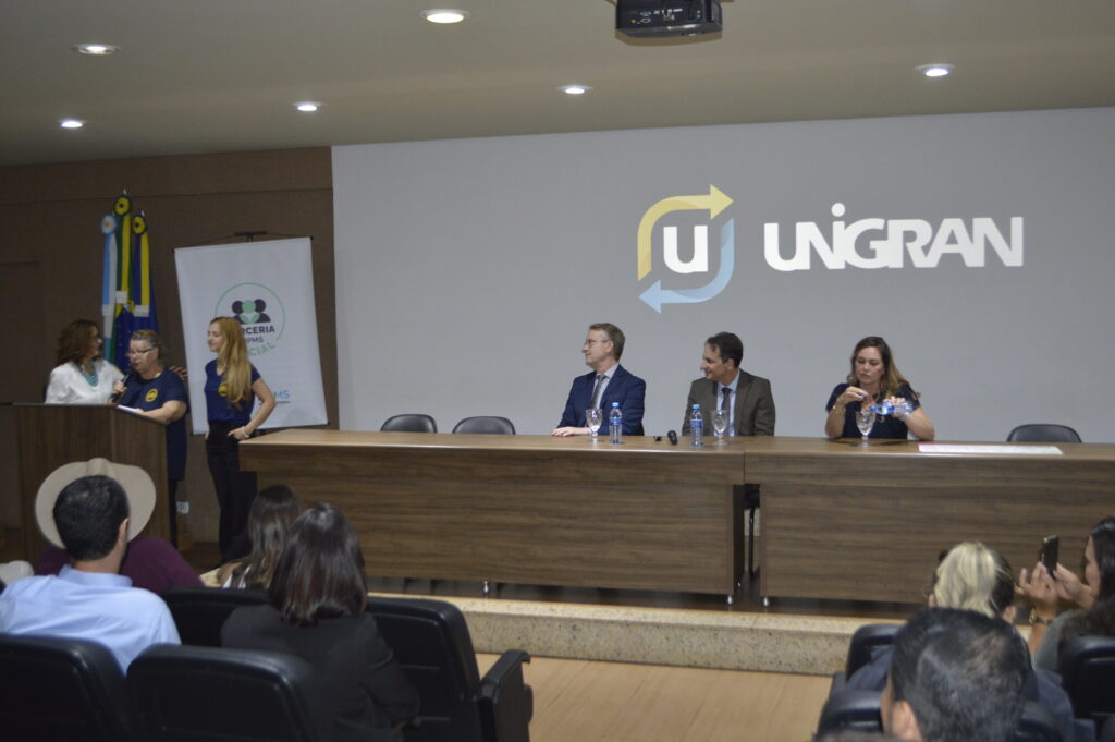 MP Social e Leilodom homenageiam Rádio Coração e parceiros MP Social e Leilodom homenageiam Rádio Coração e parceiros