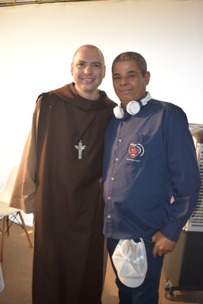 Show Frei Gilson celebra os 90 anos da Paróquia Nsa. Sra. da Conceição Show Frei Gilson celebra os 90 anos da Paróquia Nsa. Sra. da Conceição