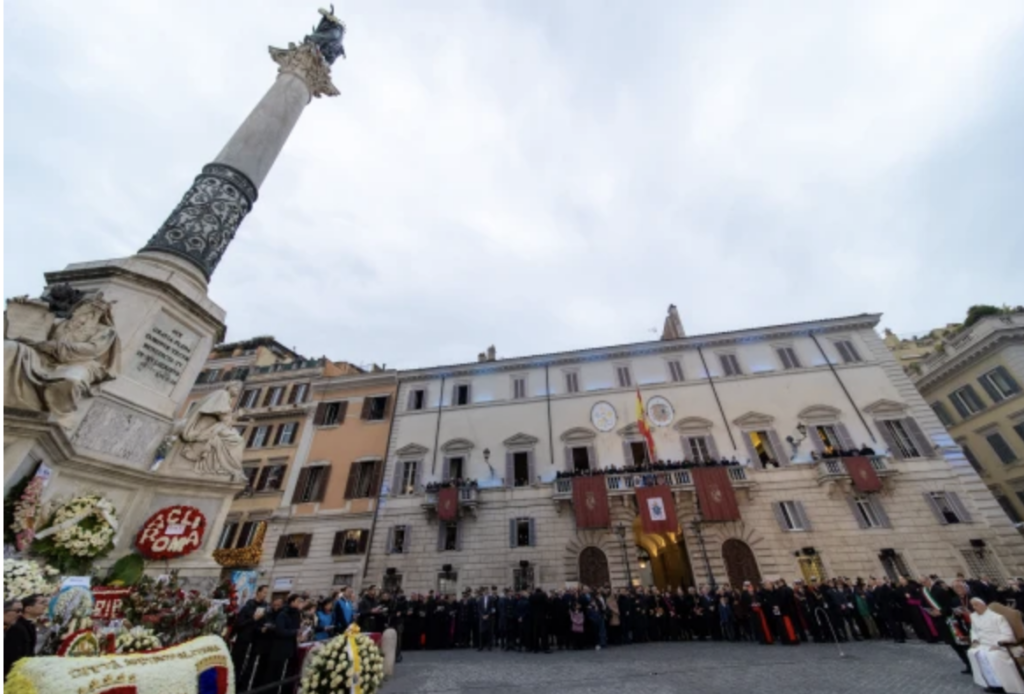 Leão XIV presta homenagem à Imaculada Conceição em Roma pela primeira vez no dia 8 de dezembro