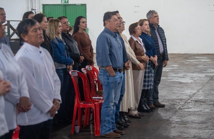 Bispo Dom Henrique celebrou missa que marcou encerramento da 60ª Expoagro Bispo Dom Henrique celebrou missa que marcou encerramento da 60ª Expoagro