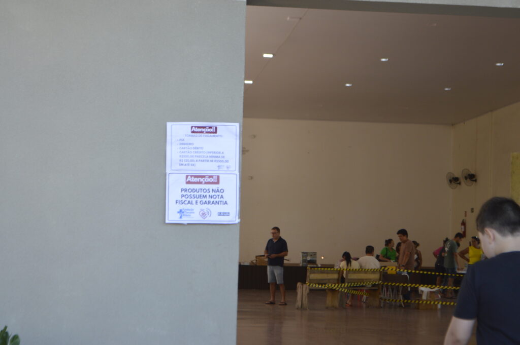 Feira do Coração atrai centenas de pessoas na casa de Retiros