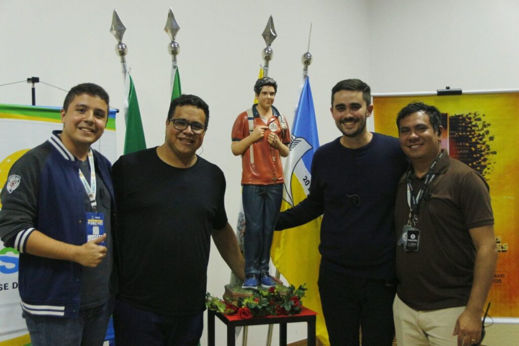Encontro da PASCOM reúne mais de 100 agentes na Diocese de Dourados Encontro da PASCOM reúne mais de 100 agentes na Diocese de Dourados