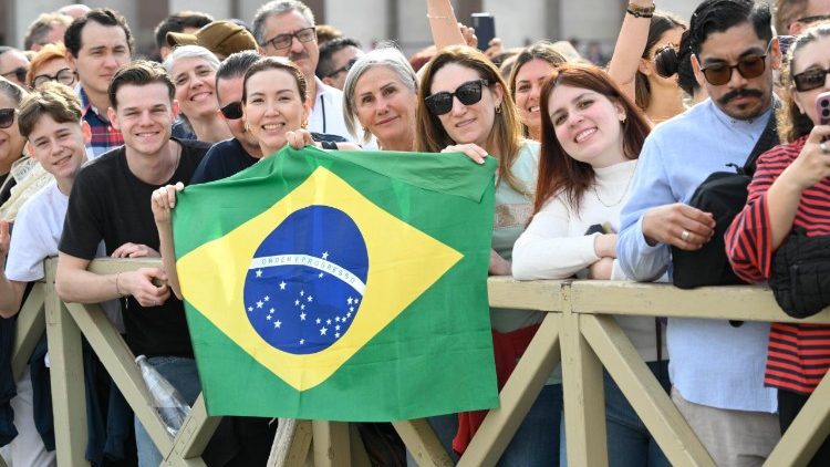 Papa: que Nossa Senhora Aparecida proteja sempre os brasileiros