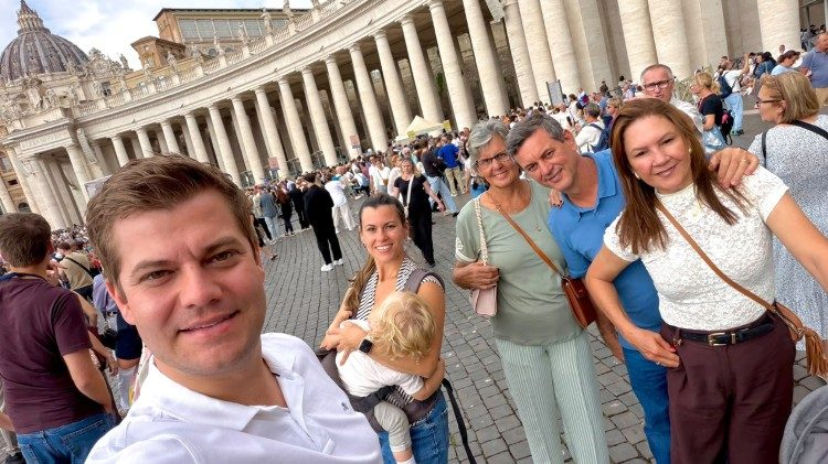 Papa: que Nossa Senhora Aparecida proteja sempre os brasileiros