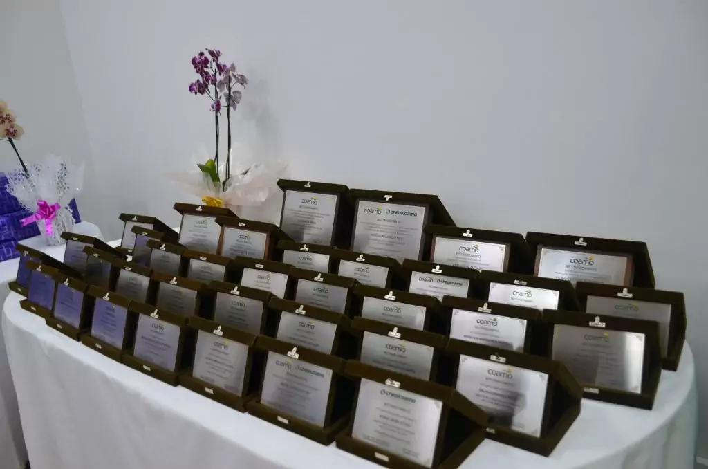 Tempo de Casa: COAMO presta homenagem aos funcionários Tempo de Casa: COAMO presta homenagem aos funcionários