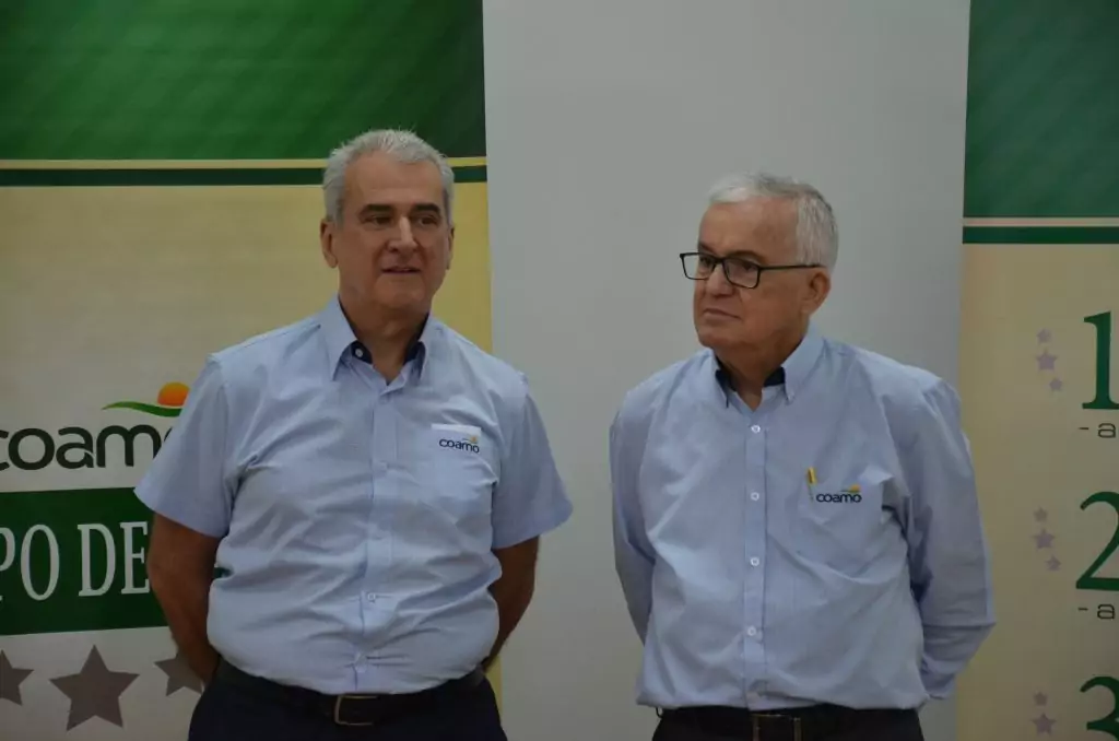 Tempo de Casa: COAMO presta homenagem aos funcionários Tempo de Casa: COAMO presta homenagem aos funcionários