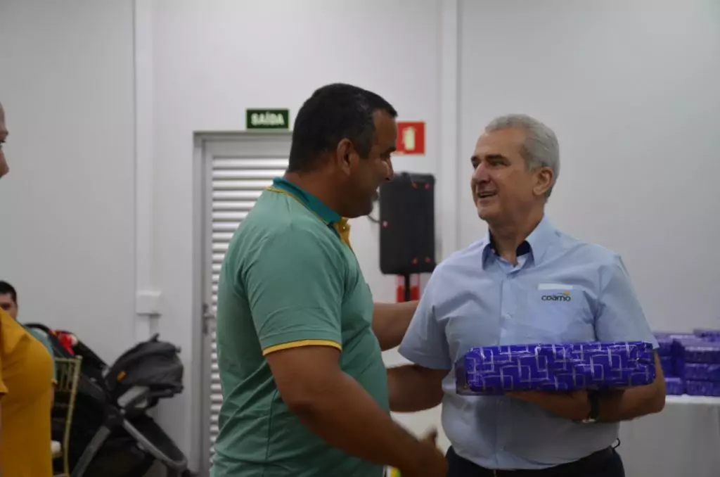 Tempo de Casa: COAMO presta homenagem aos funcionários Tempo de Casa: COAMO presta homenagem aos funcionários
