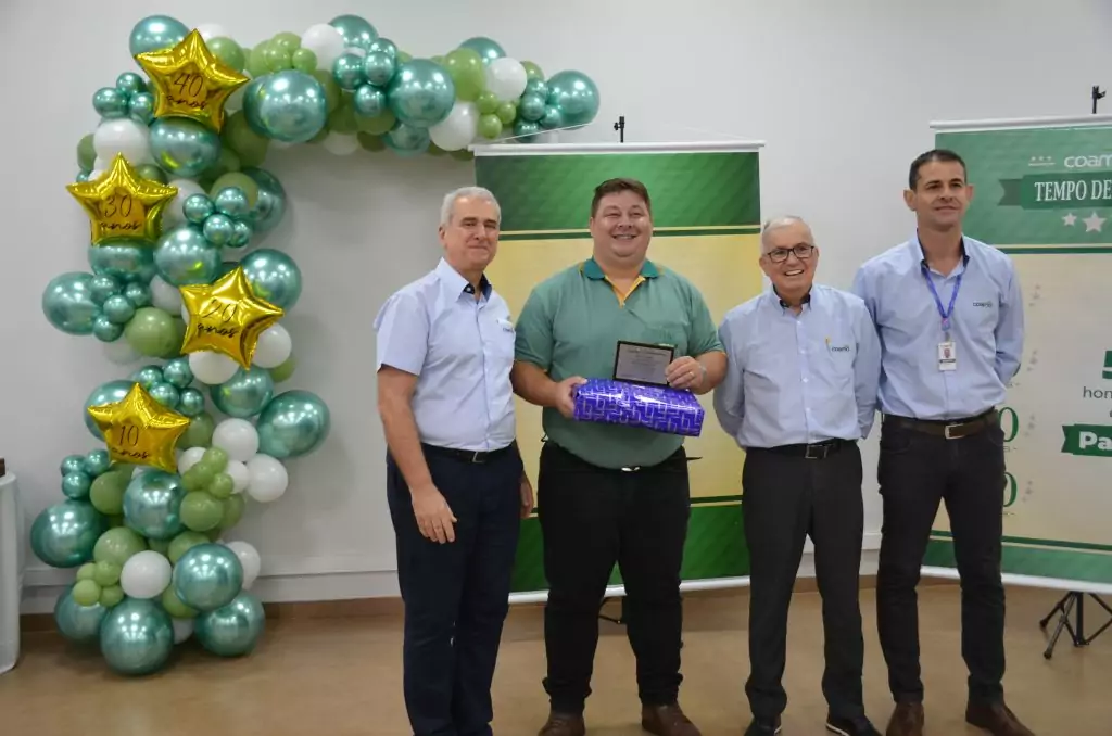 Tempo de Casa: COAMO presta homenagem aos funcionários Tempo de Casa: COAMO presta homenagem aos funcionários