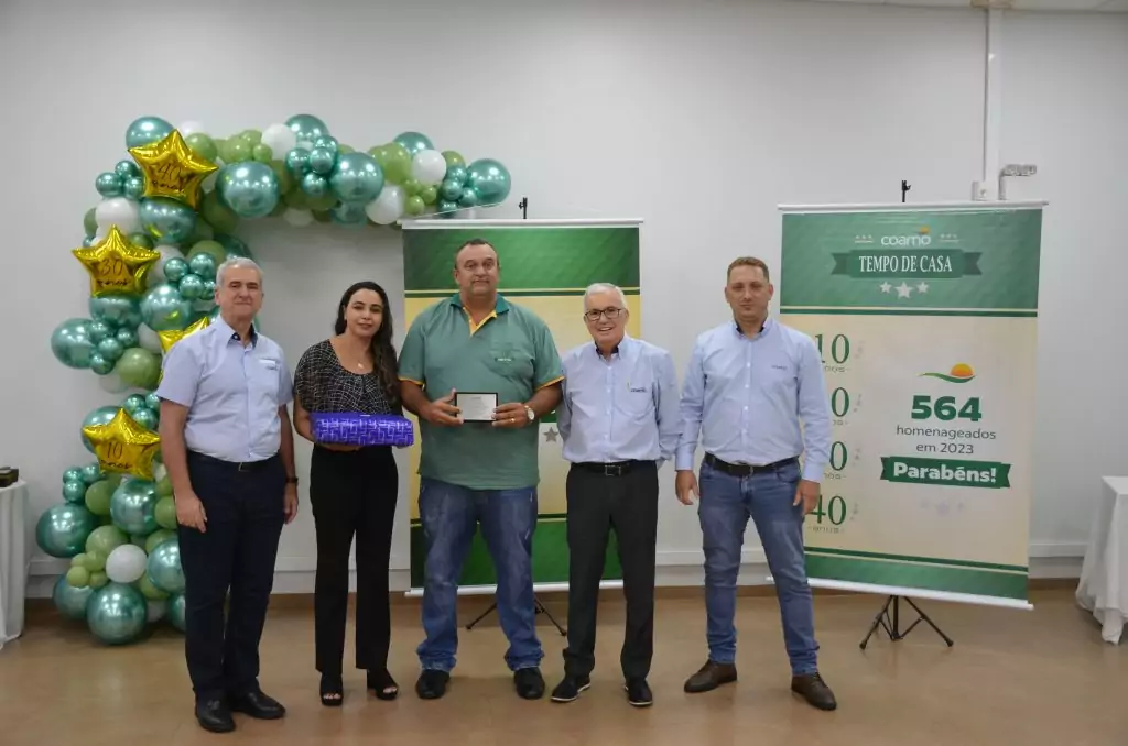 Tempo de Casa: COAMO presta homenagem aos funcionários Tempo de Casa: COAMO presta homenagem aos funcionários