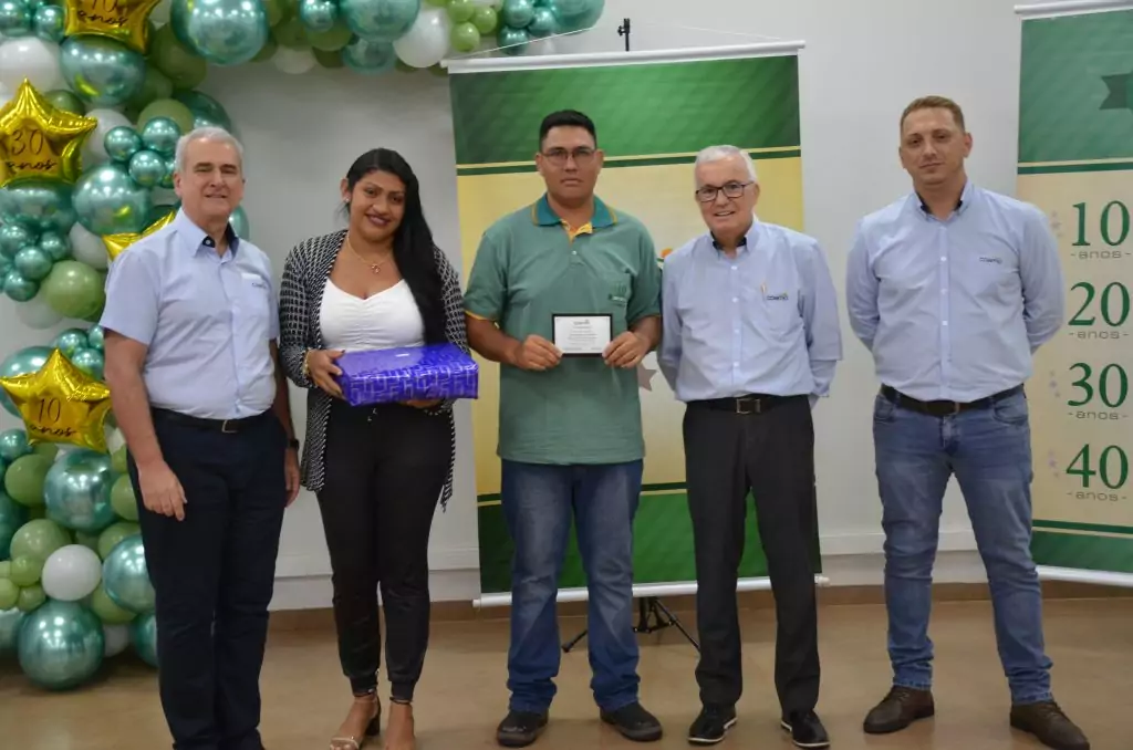 Tempo de Casa: COAMO presta homenagem aos funcionários Tempo de Casa: COAMO presta homenagem aos funcionários