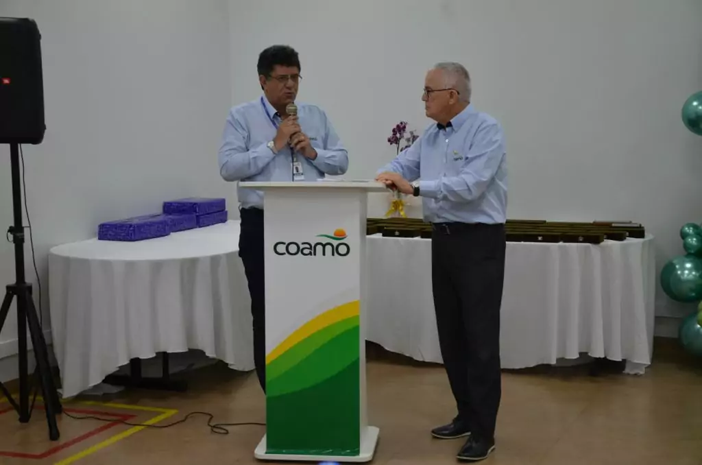 Tempo de Casa: COAMO presta homenagem aos funcionários Tempo de Casa: COAMO presta homenagem aos funcionários