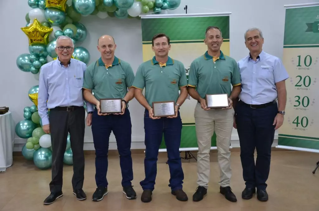Tempo de Casa: COAMO presta homenagem aos funcionários Tempo de Casa: COAMO presta homenagem aos funcionários