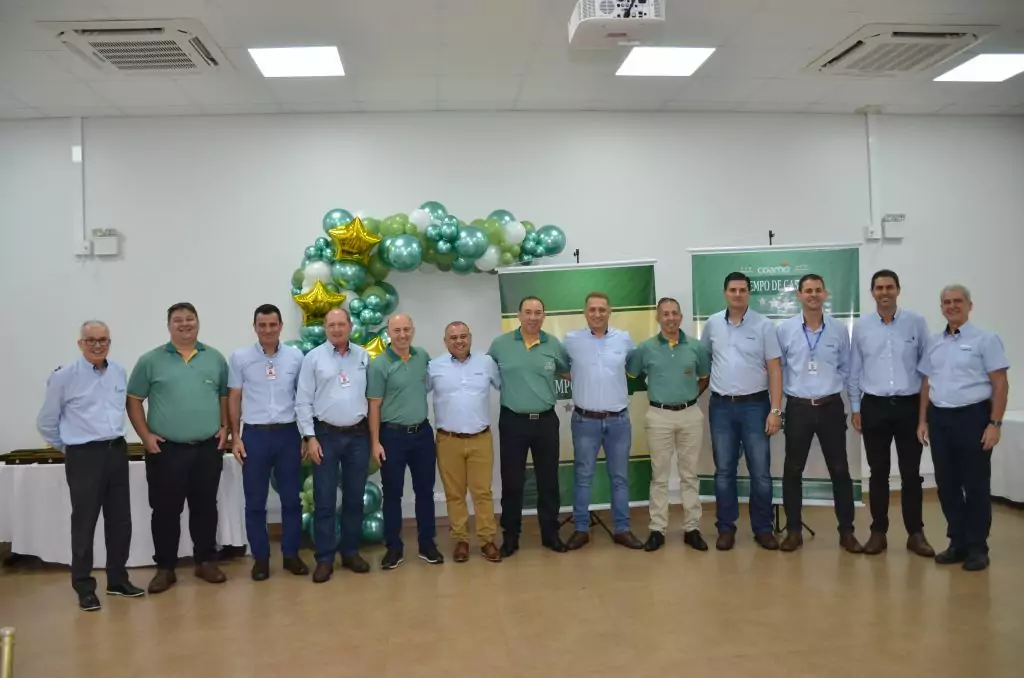 Tempo de Casa: COAMO presta homenagem aos funcionários Tempo de Casa: COAMO presta homenagem aos funcionários