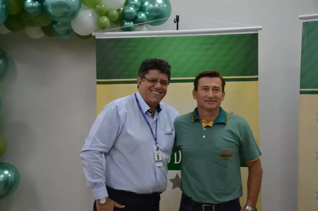 Tempo de Casa: COAMO presta homenagem aos funcionários Tempo de Casa: COAMO presta homenagem aos funcionários