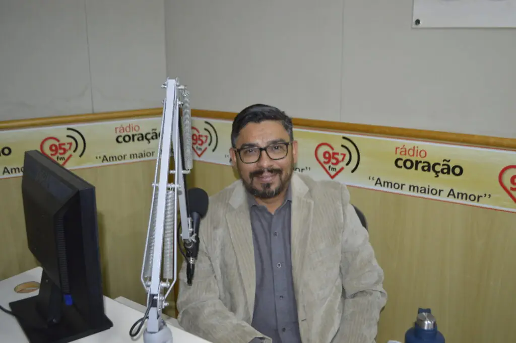 Programa Ponto de Vista destaca Semana Nacional da Família Programa Ponto de Vista destaca Semana Nacional da Família