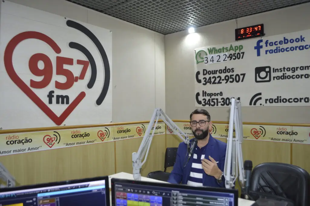 Prof. Valdir fala sobre Empresabilidade e Empregabilidade Prof. Valdir fala sobre Empresabilidade e Empregabilidade