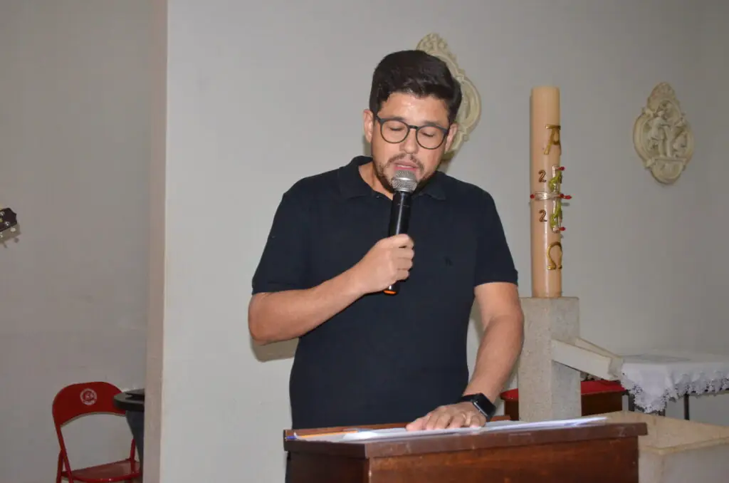 Missa em Ação de Graças e homenagens marcam os 16 anos de sacerdócio do Pe. Marcos Roberto Missa em Ação de Graças e homenagens marcam os 16 anos de sacerdócio do Pe. Marcos Roberto