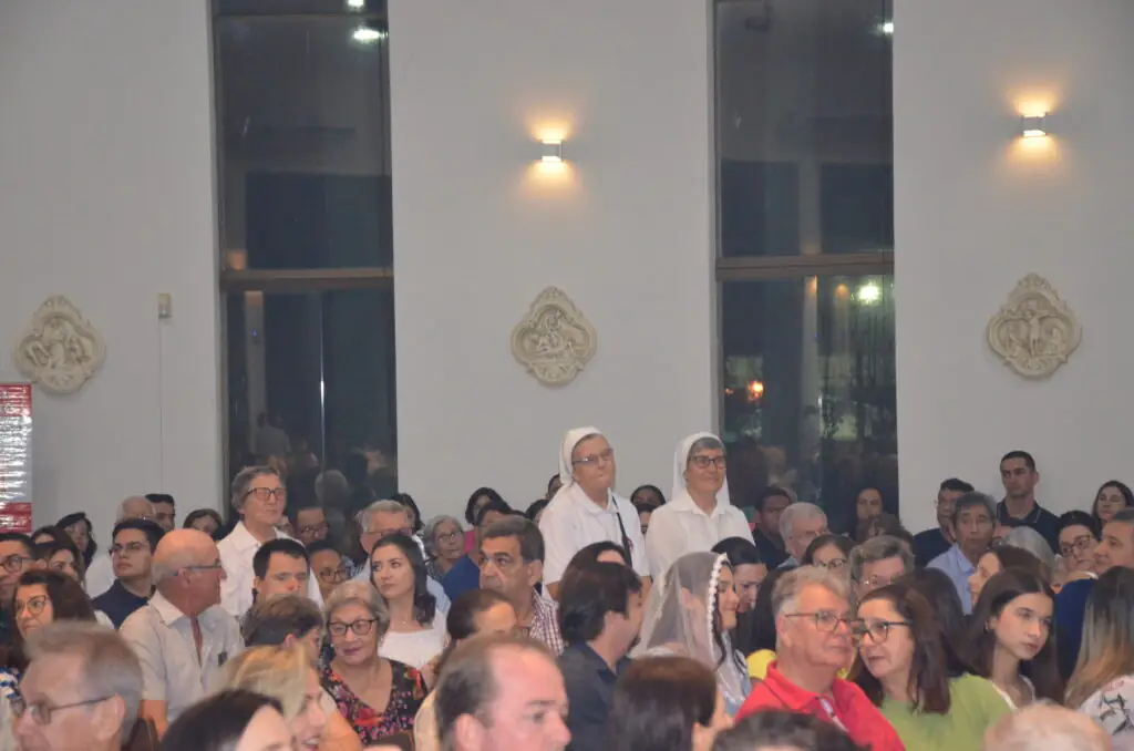 Missa em Ação de Graças e homenagens marcam os 16 anos de sacerdócio do Pe. Marcos Roberto Missa em Ação de Graças e homenagens marcam os 16 anos de sacerdócio do Pe. Marcos Roberto