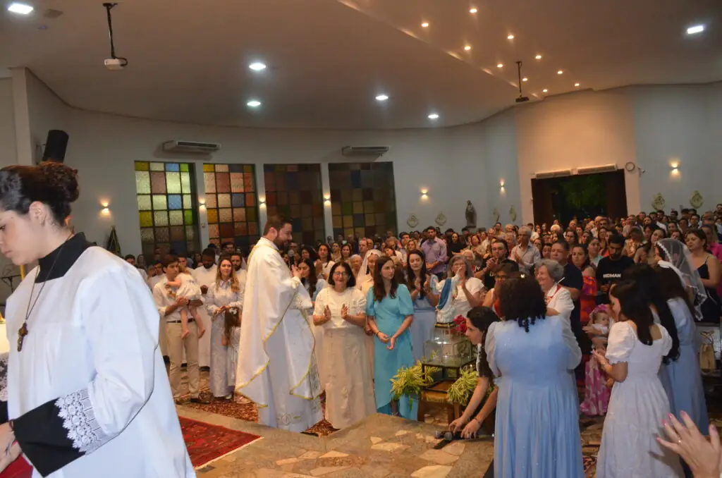 Missa em Ação de Graças e homenagens marcam os 16 anos de sacerdócio do Pe. Marcos Roberto Missa em Ação de Graças e homenagens marcam os 16 anos de sacerdócio do Pe. Marcos Roberto