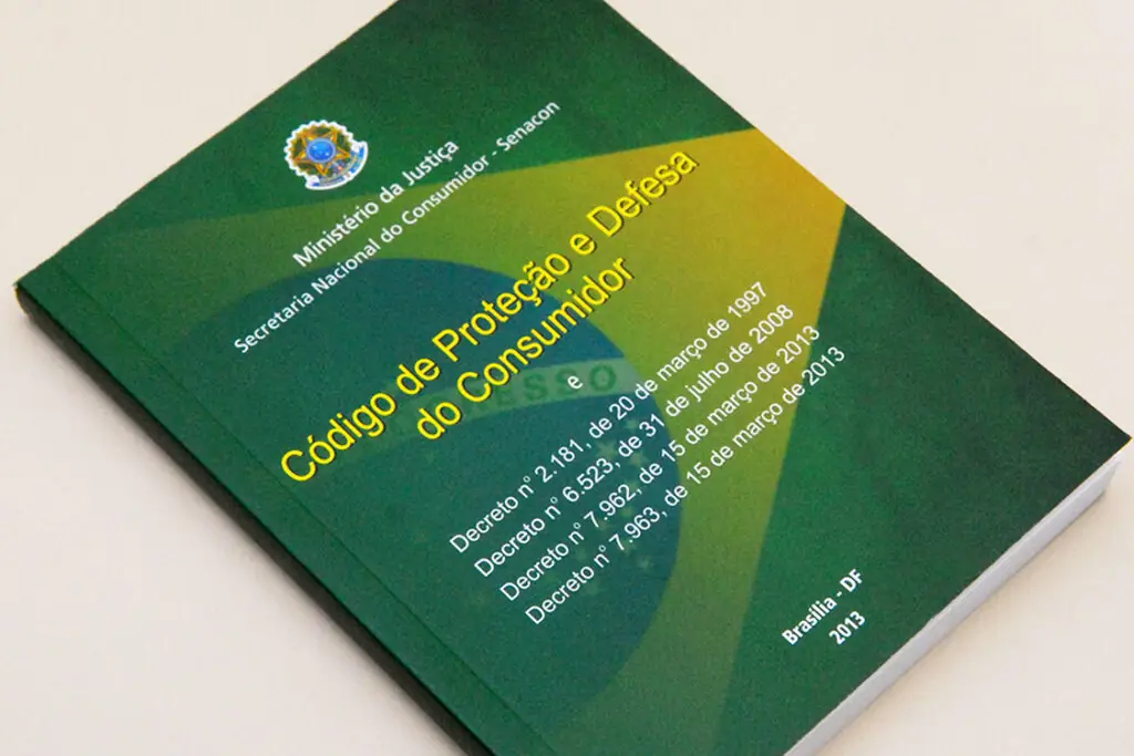 Programa Ponto de vista destaca os 34 anos do CDC e combate aos golpes Programa Ponto de vista destaca os 34 anos do CDC e combate aos golpes