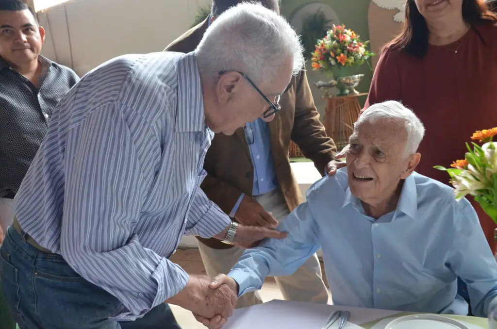 Missa em Ação de Graças pelos 90 anos do Padre Wilbert(Beto) Missa em Ação de Graças pelos 90 anos do Padre Wilbert(Beto)