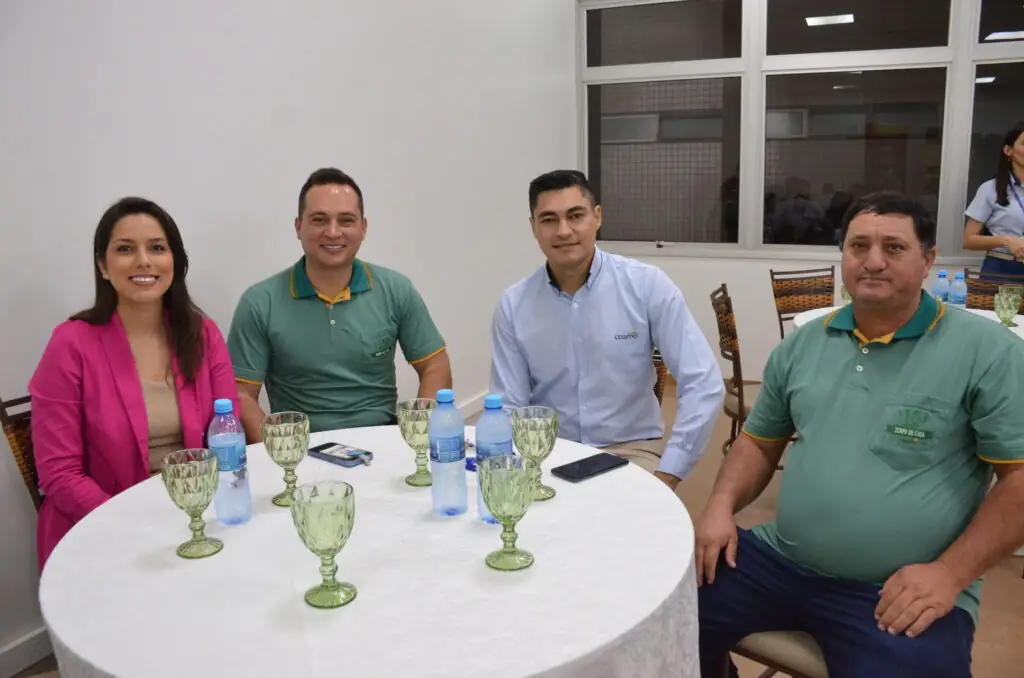 Tempo de Casa: COAMO presta homenagem aos seus funcionários Tempo de Casa: COAMO presta homenagem aos seus funcionários