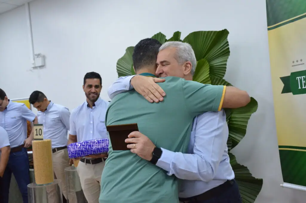 Tempo de Casa: COAMO presta homenagem aos seus funcionários Tempo de Casa: COAMO presta homenagem aos seus funcionários
